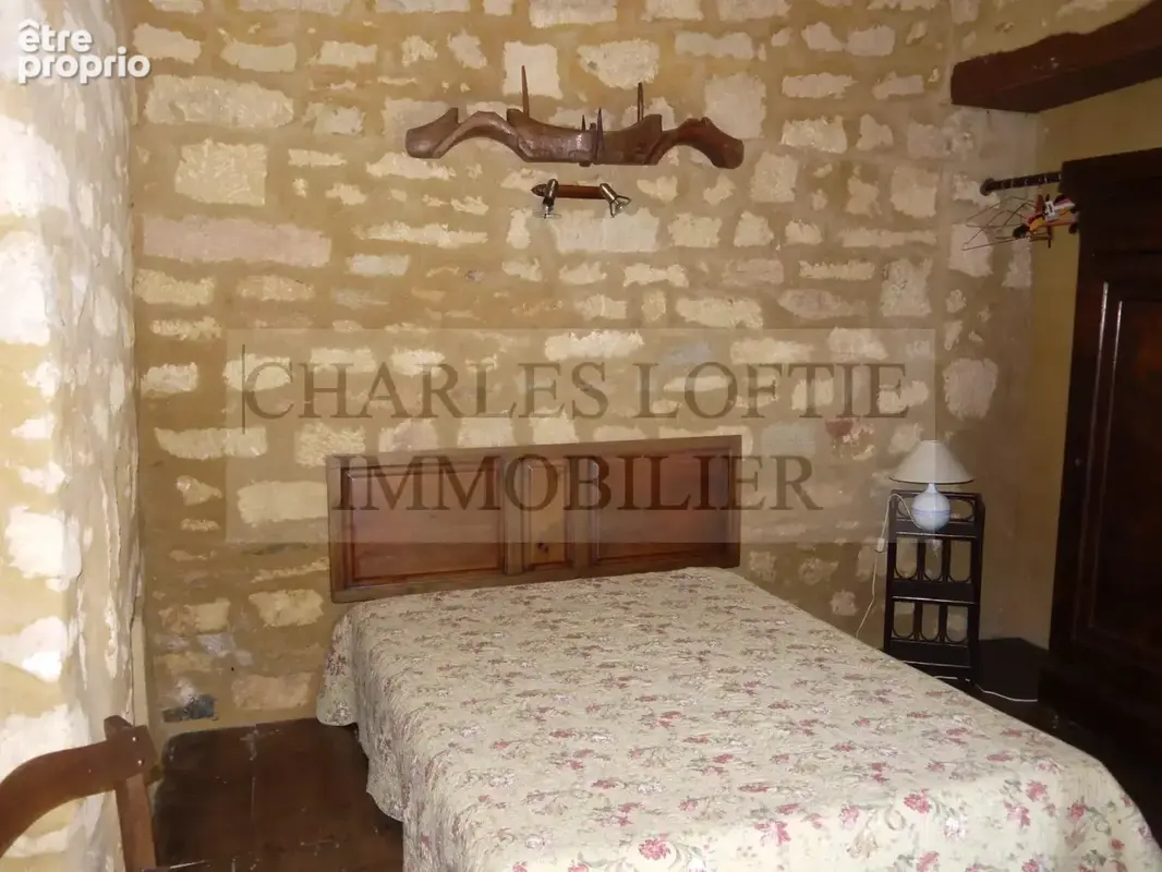  Propriété mitoyenne dans un château Médiéval du 14ème et 15eme siècles - photo 21