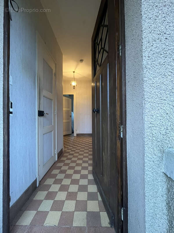 Maison à SAINT-PIERRE-DU-CHEMIN