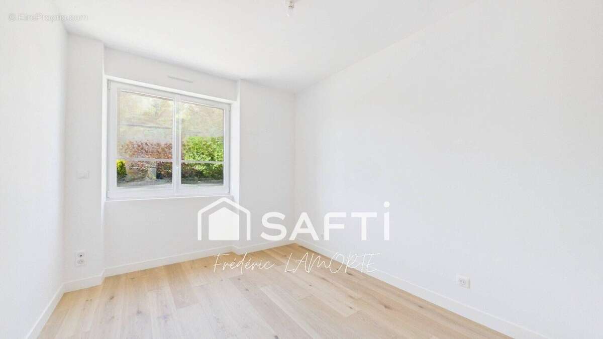 Maison 138 m² à Sainte-Soulle  - photo 9