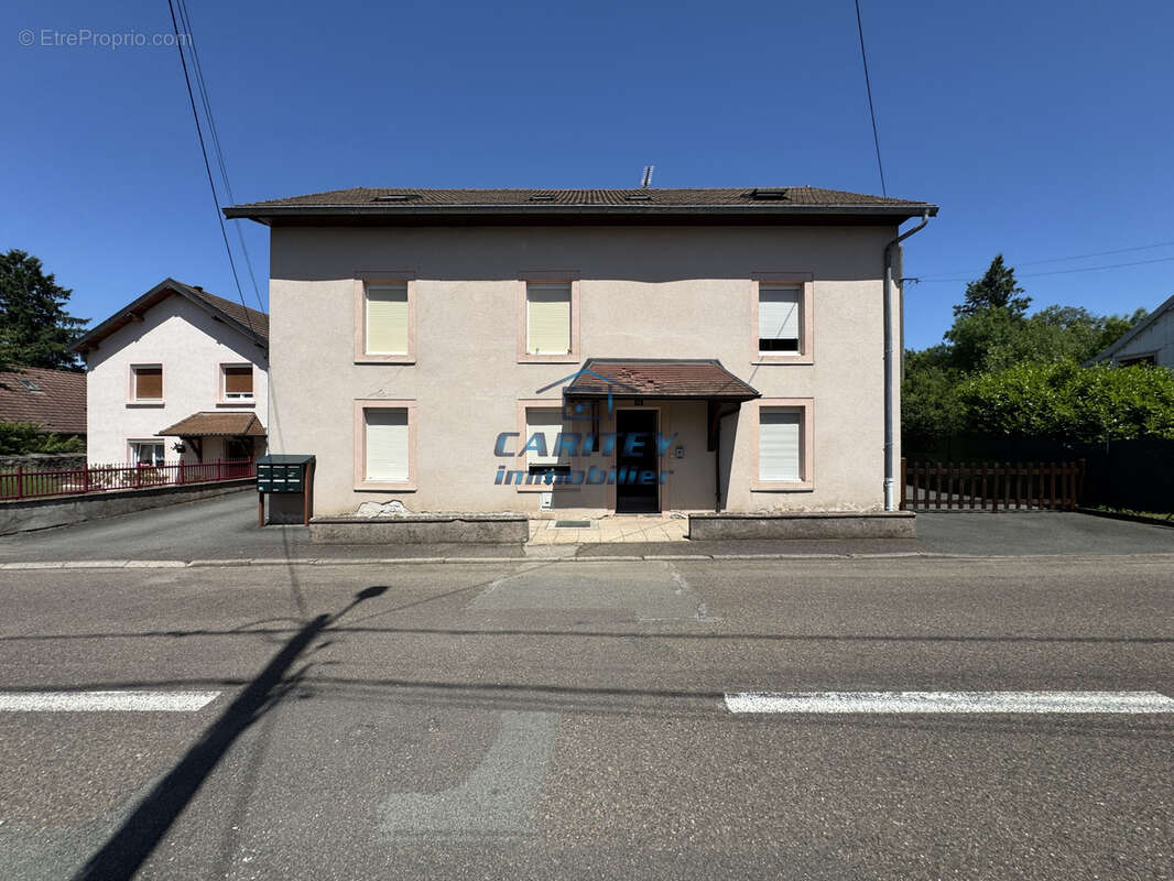 Appartement à LURE