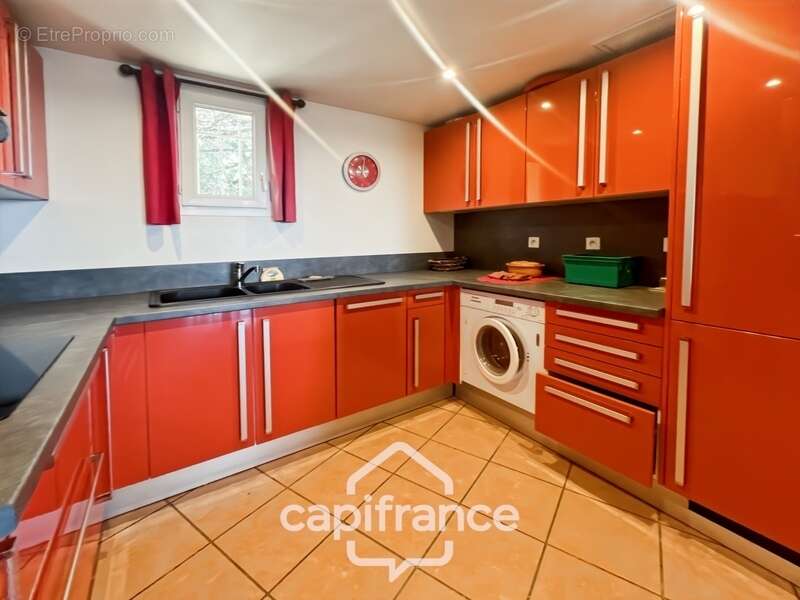 Appartement à BORMES-LES-MIMOSAS
