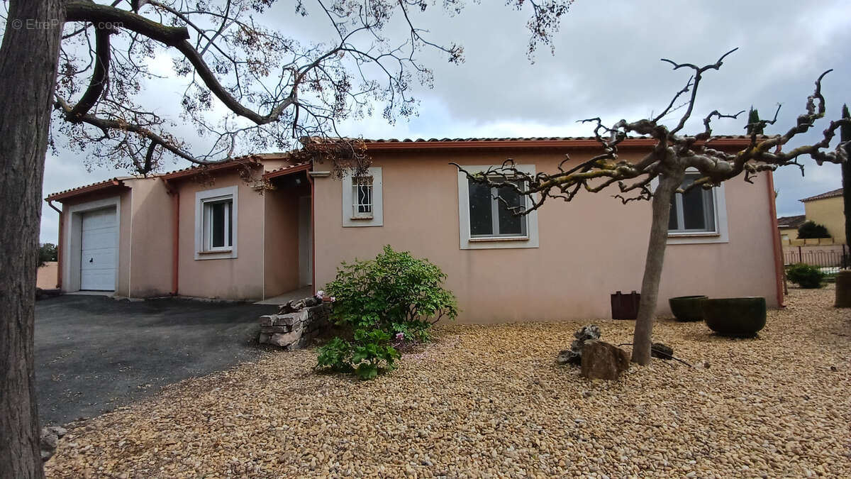 Maison à GINESTAS