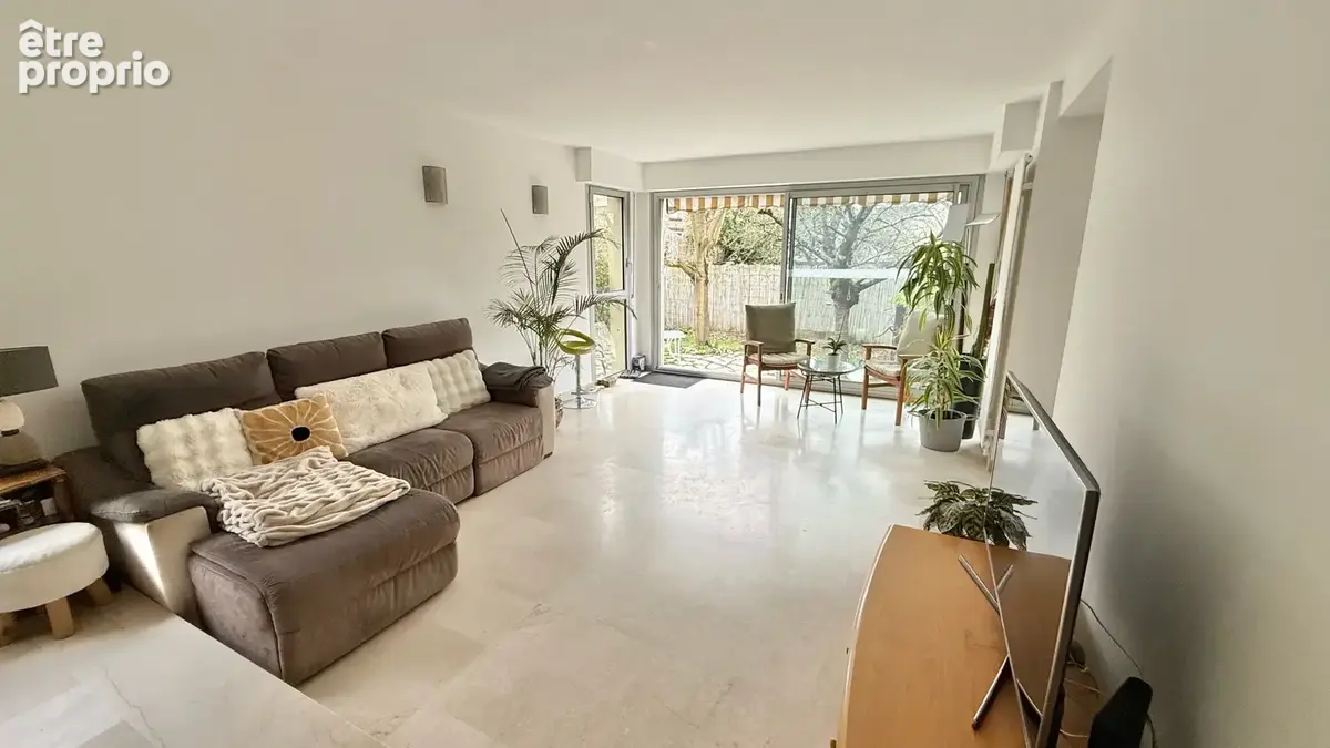 Meulière de 170m2 avec jardin et garage à 5 min à pied de la gare. - photo 5