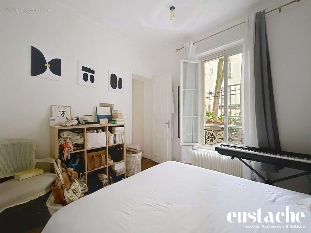 Appartement à PARIS-9E