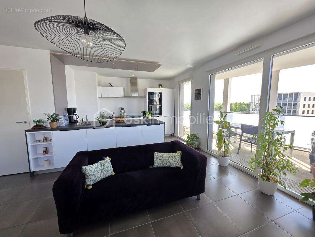 Exclusivité – Bel appartement T4/T5 de 93 m² au 8ème étage, terrasse plein ciel & double parking – Ginko - photo 5