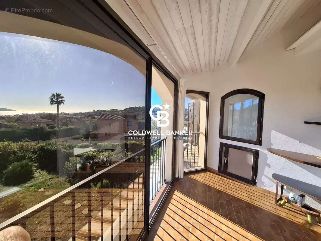 Appartement à CARQUEIRANNE