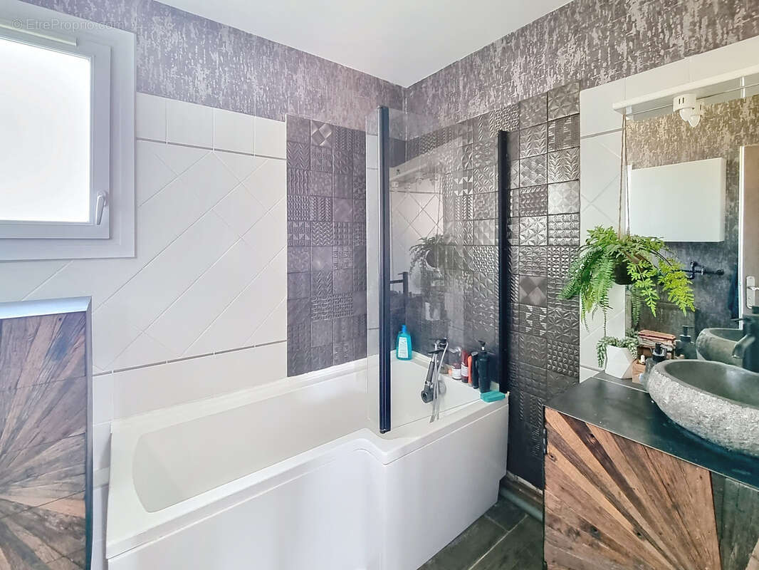 Maison à VILLEFRANCHE-SUR-SAONE