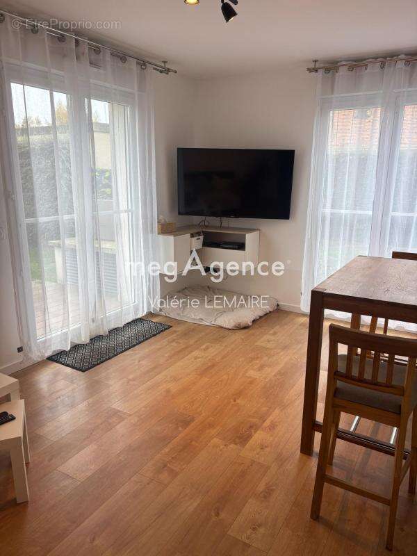 Appartement à GRISY-SUISNES