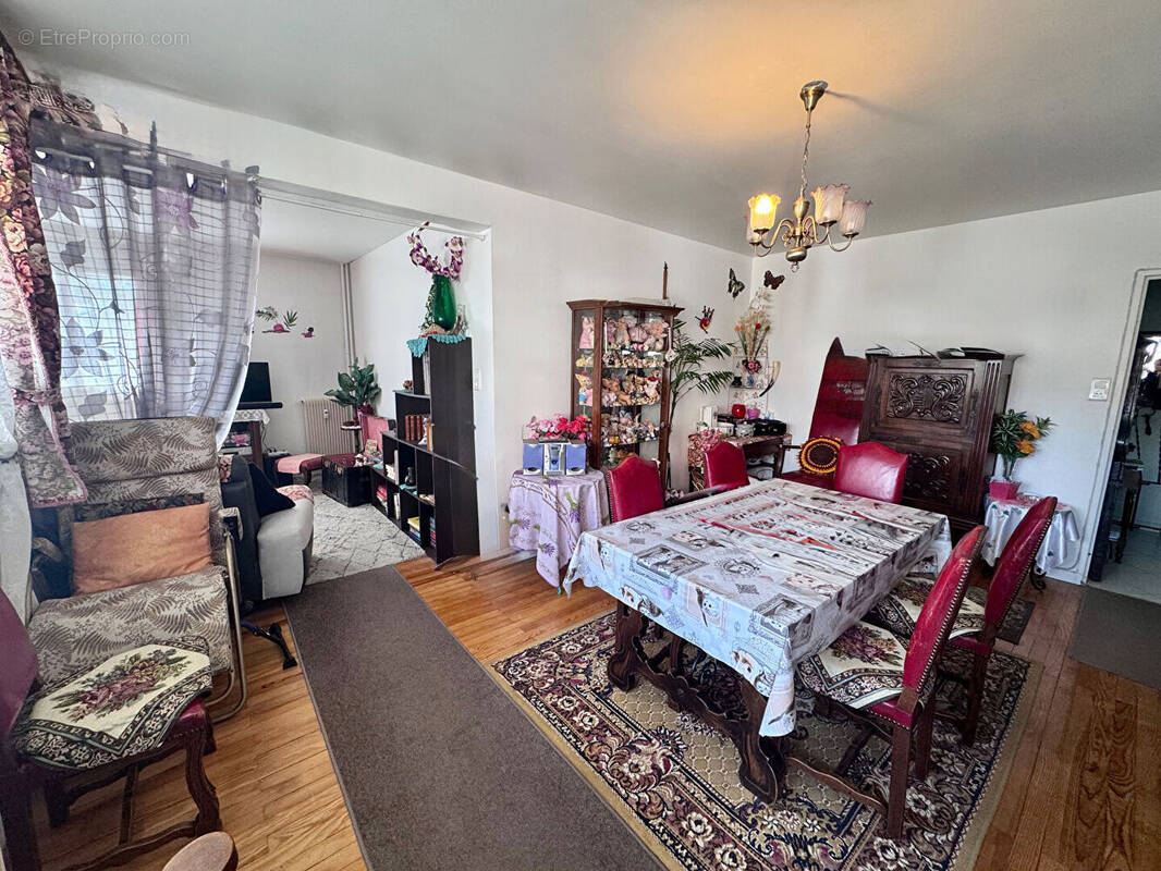 Appartement à COURNON-D'AUVERGNE