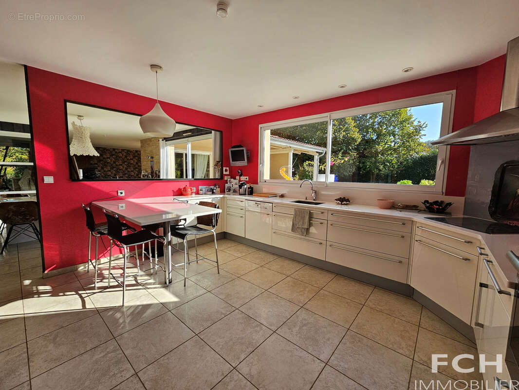 Maison d'exception avec parc et piscine - photo 4