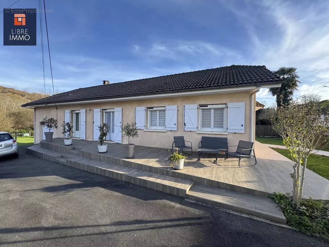 Maison à ARTIGUELOUVE