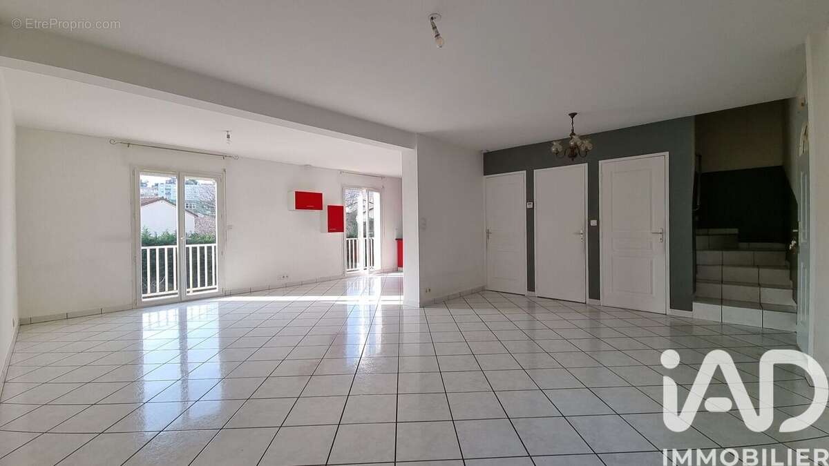 Photo 6 - Maison à UNIEUX