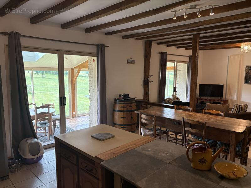 Maison à LUBERSAC
