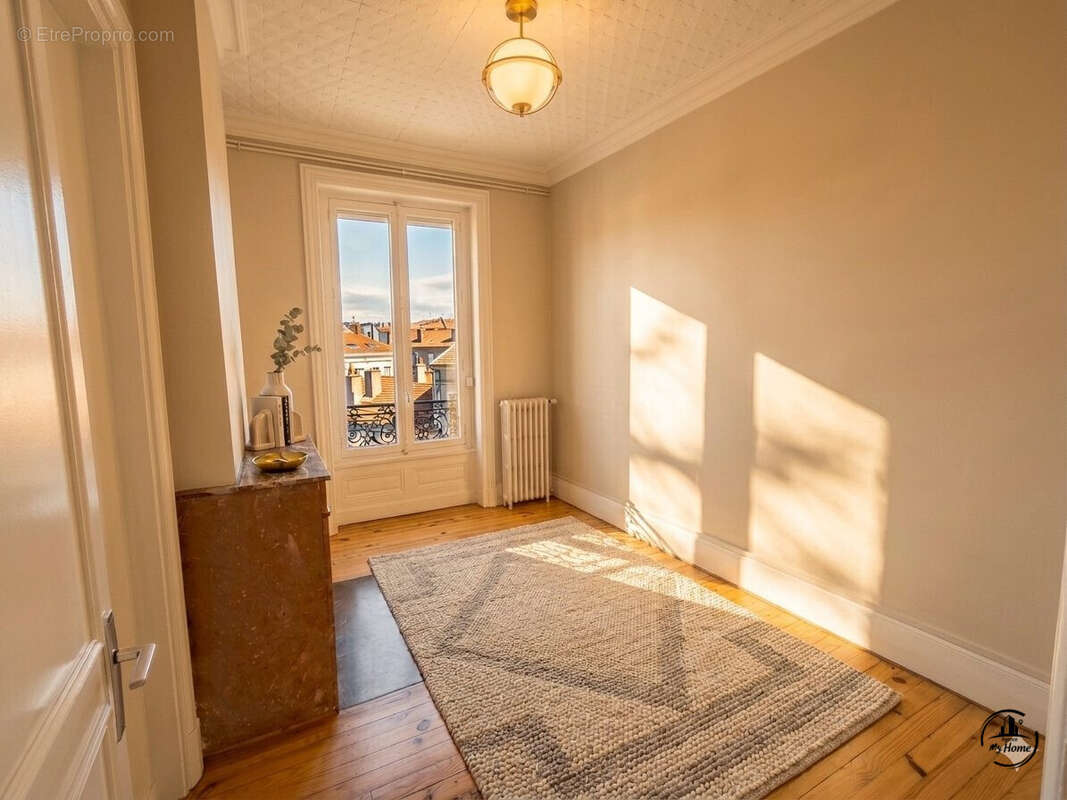 Appartement à FIRMINY
