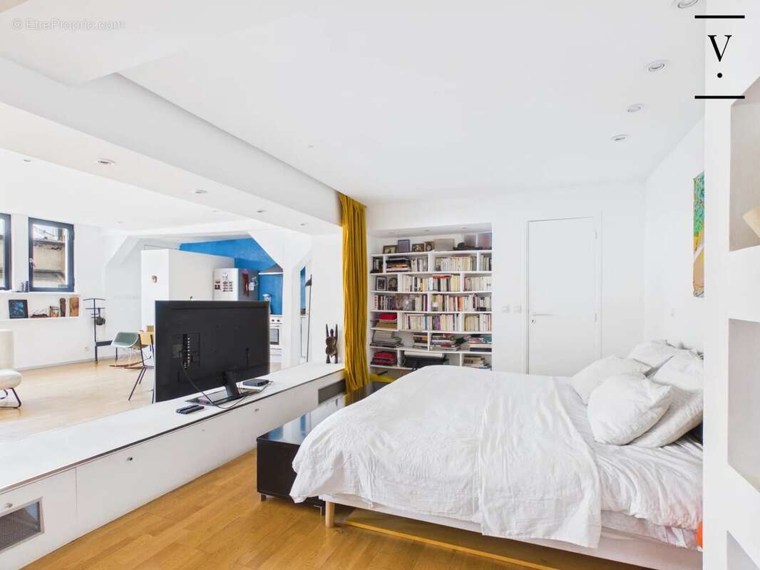 Appartement à PARIS-3E