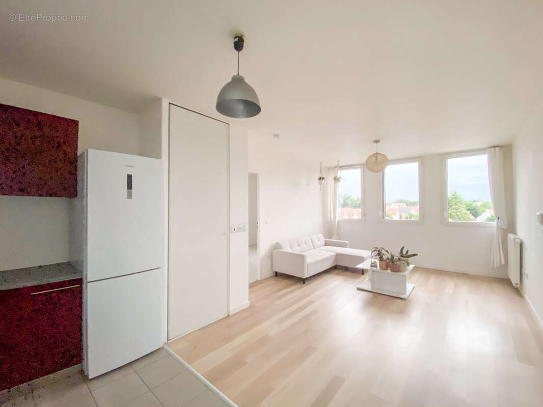 Appartement à SAINTE-GENEVIEVE-DES-BOIS