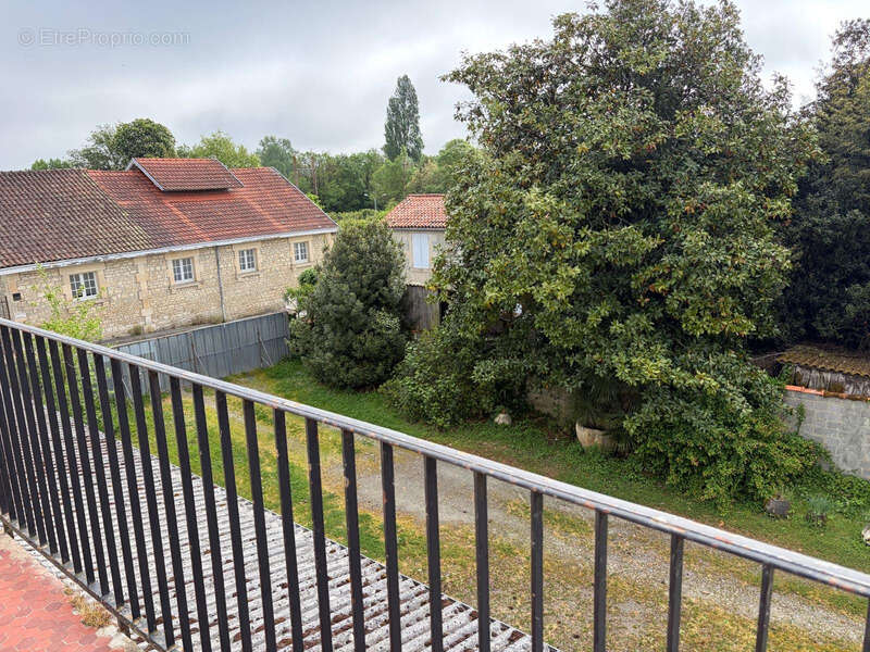 Appartement à FONTENAY-LE-COMTE