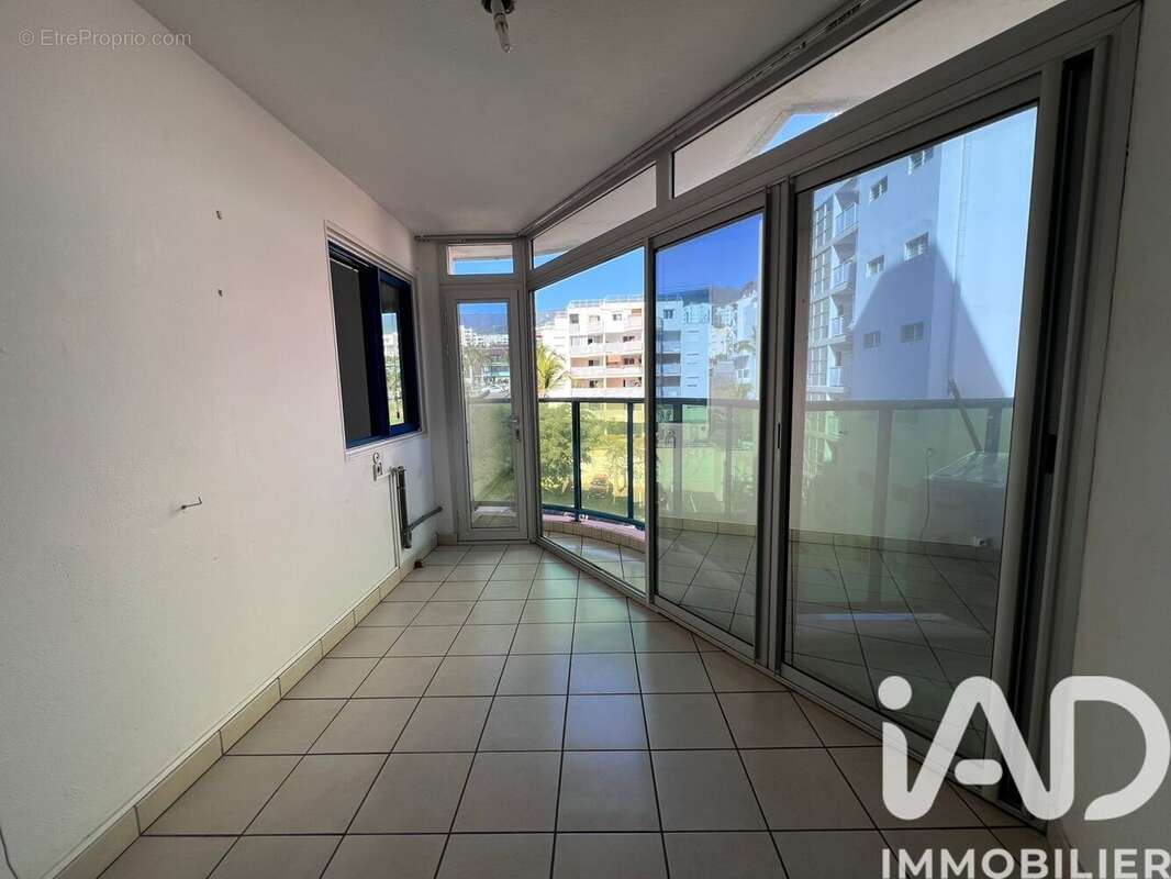 Photo 7 - Appartement à SAINT-DENIS