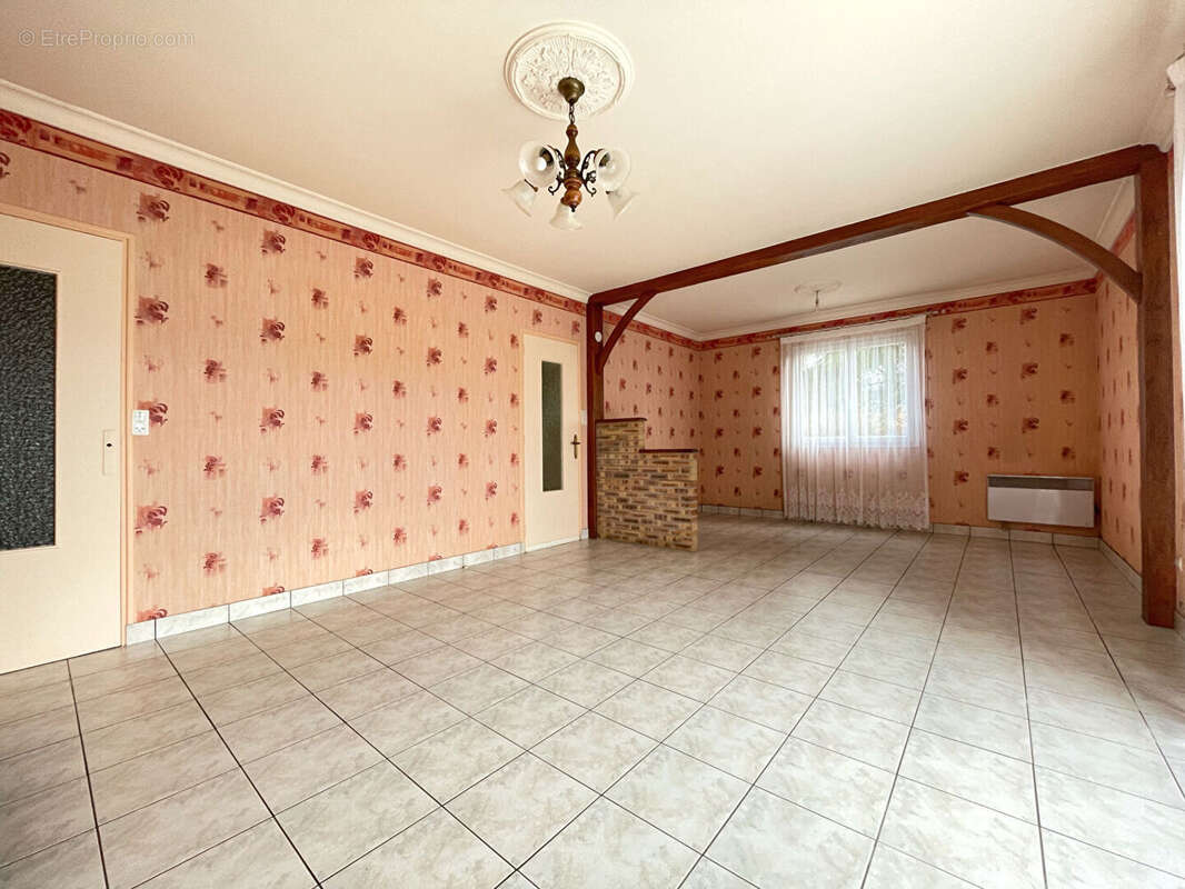 Maison à SAINTE-PAZANNE