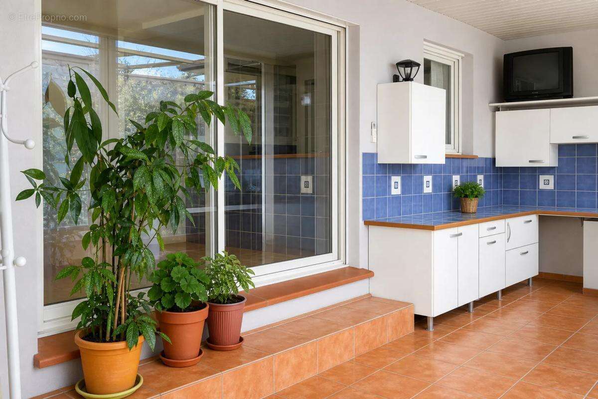 PERPIGNAN Jolie villa 5 pièces, 2 faces, 113M2 ST LOUIS GONZAGUE - photo 6