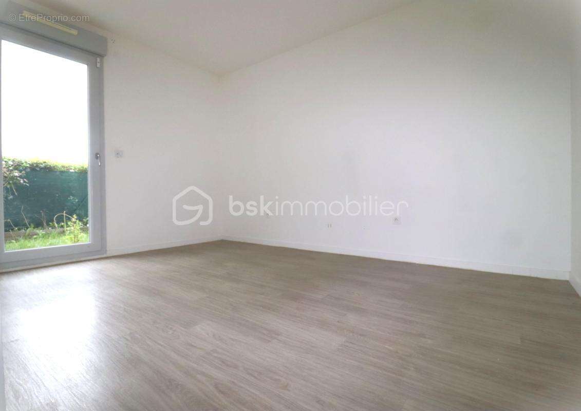 Appartement à EGLY