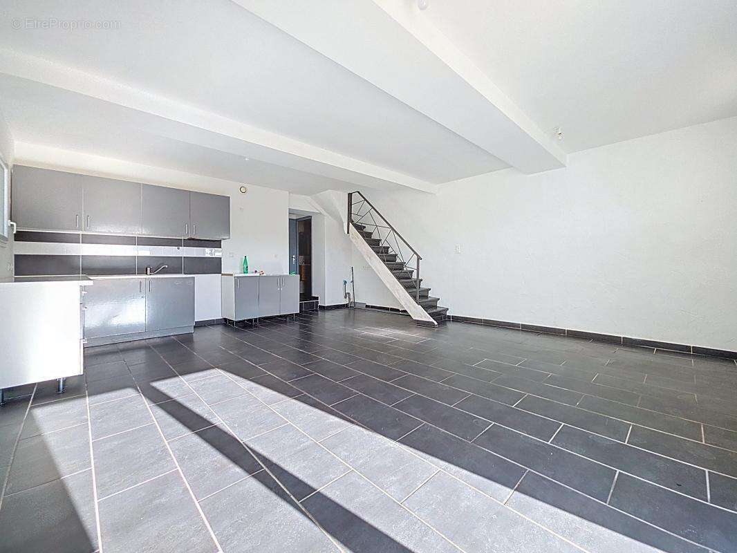 Appartement à ROYAS