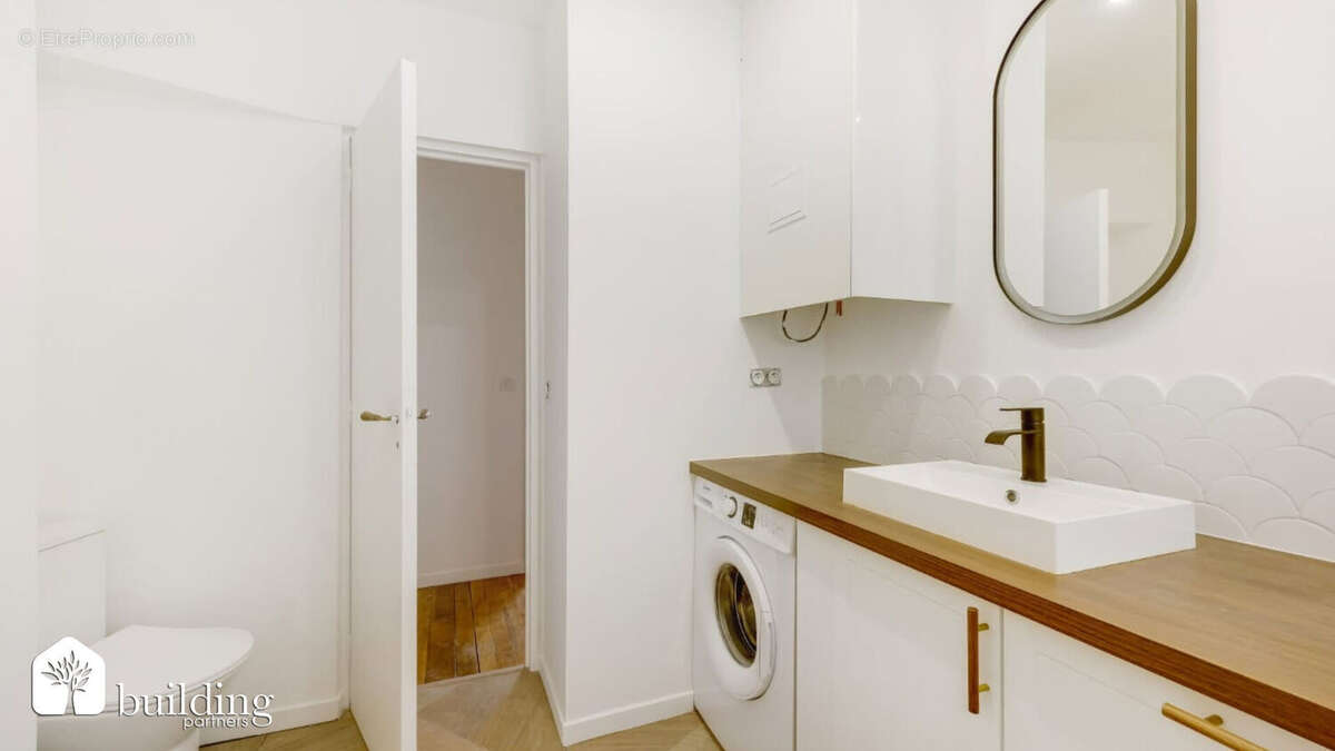 Appartement à PARIS-17E