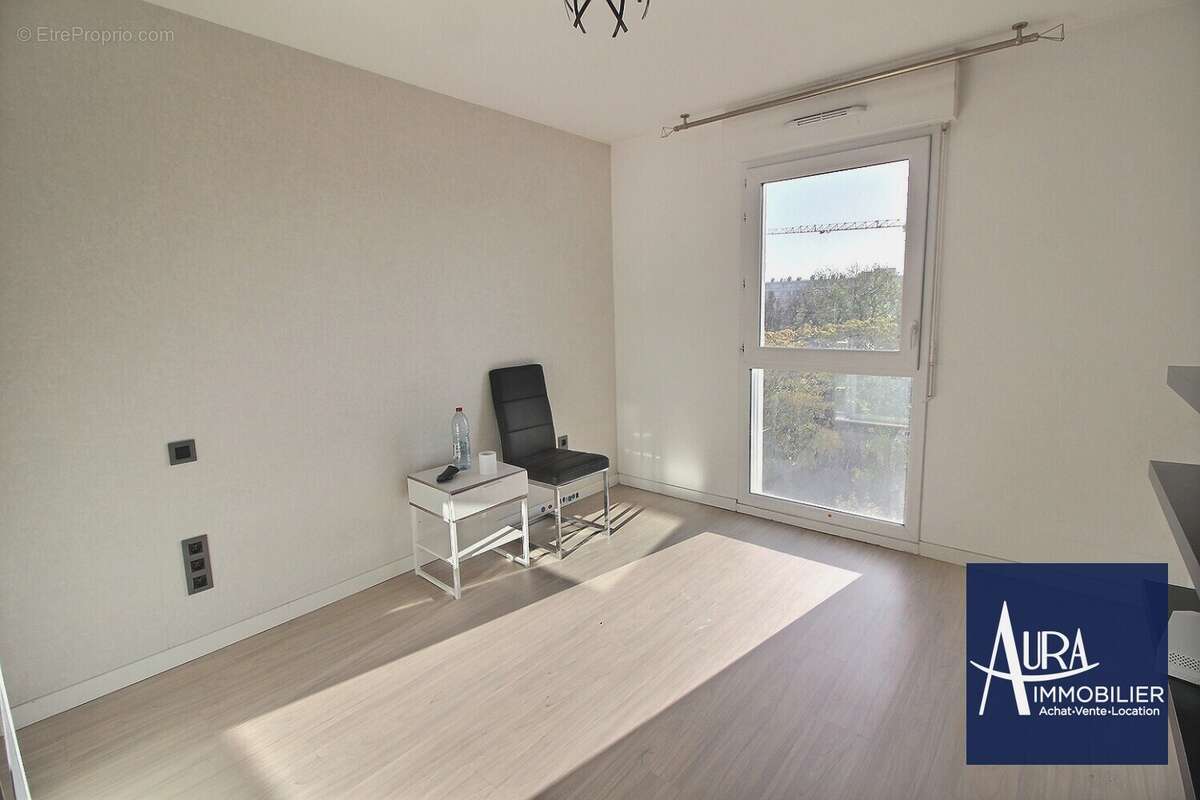 0_0003 - Appartement à BAGNOLET