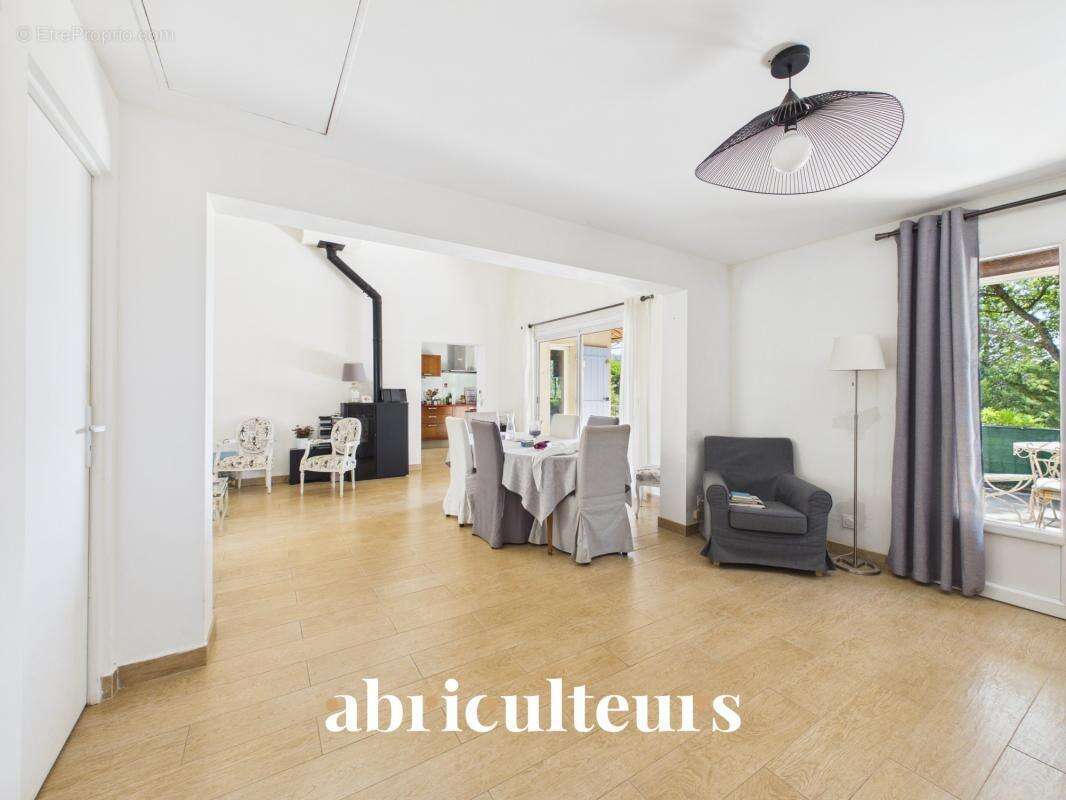 Maison à LAURIS