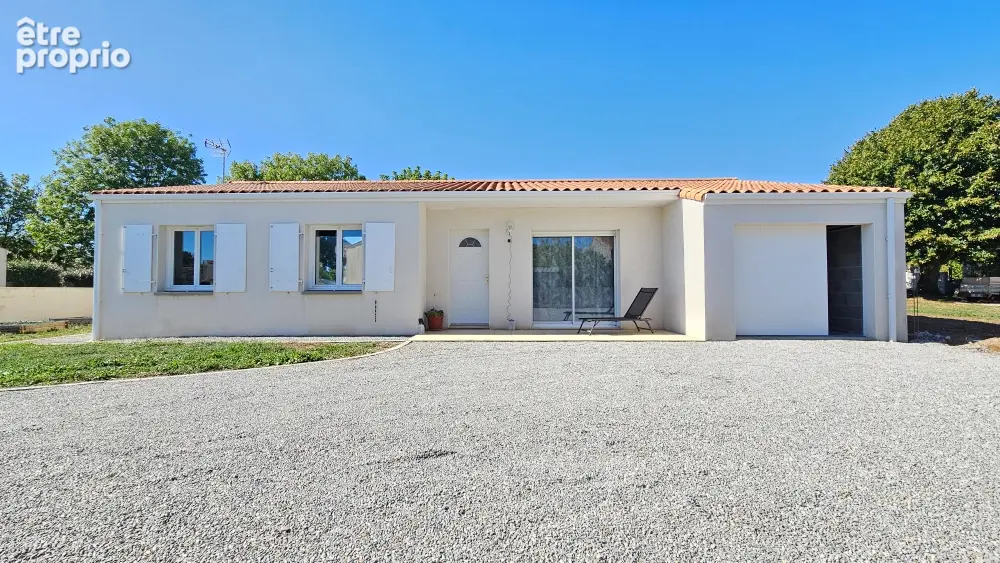 Maison à SAINT-GELAIS