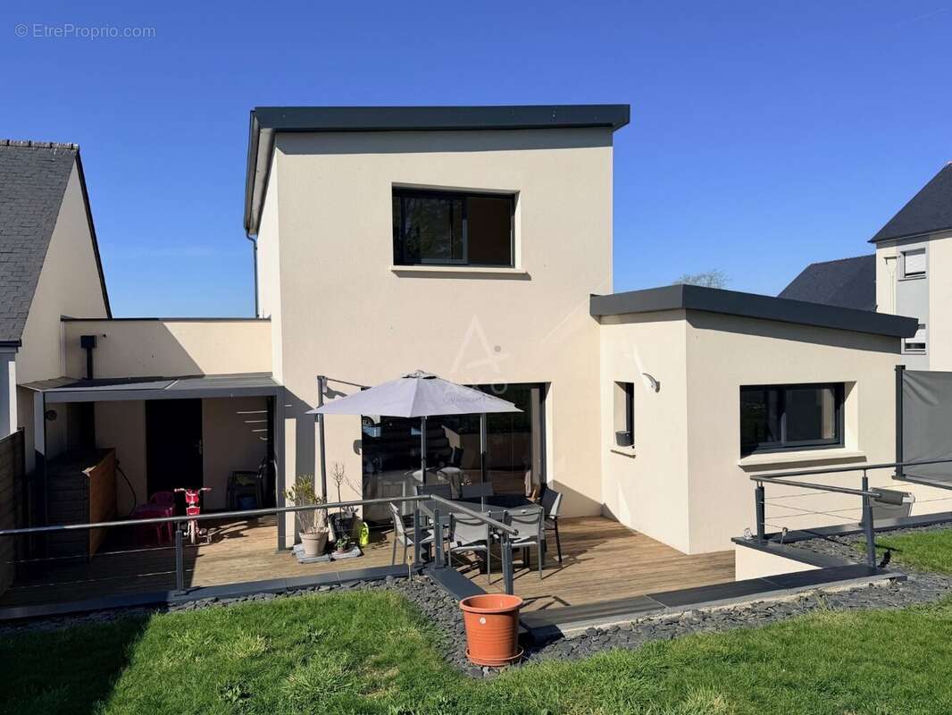 Maison à LE LION-D'ANGERS