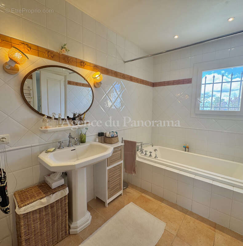 Magnifique propriete lovee dans un ecrin de verdure - photo 16