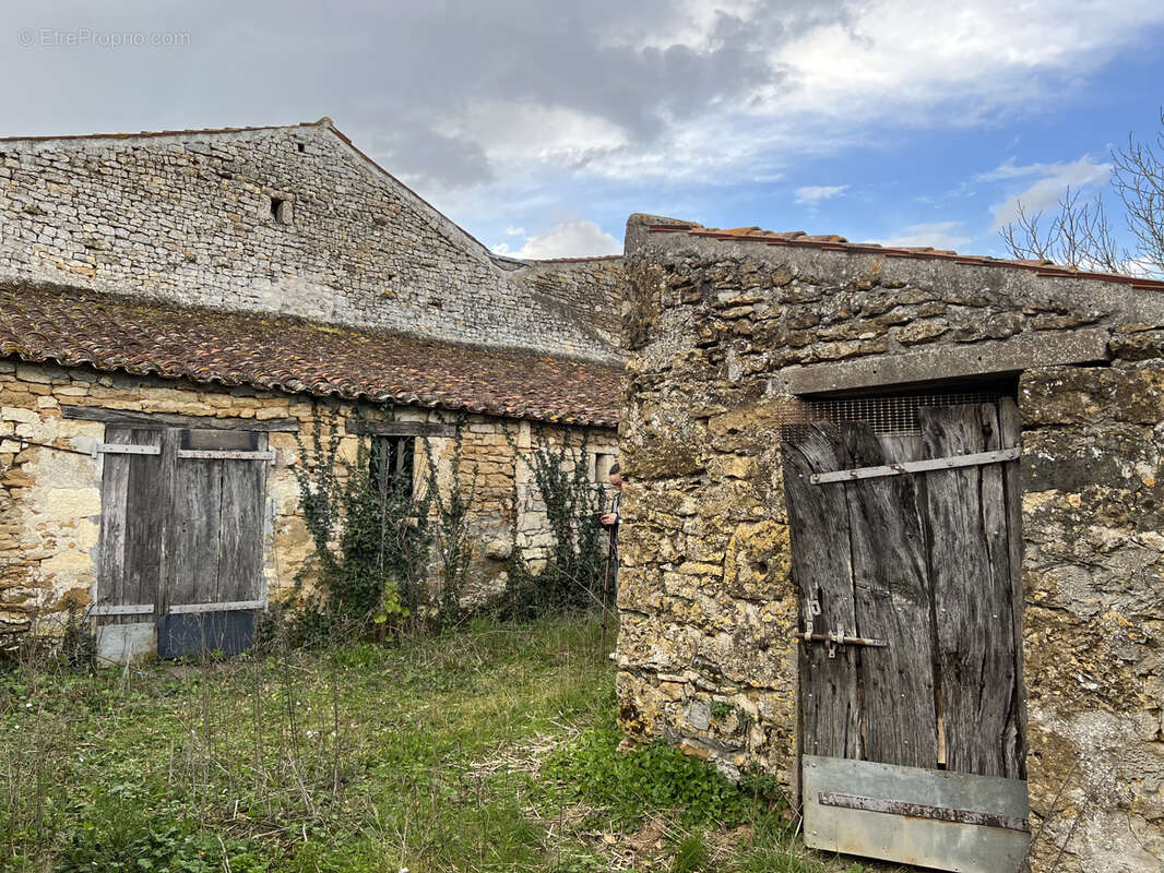 Maison à THIRE