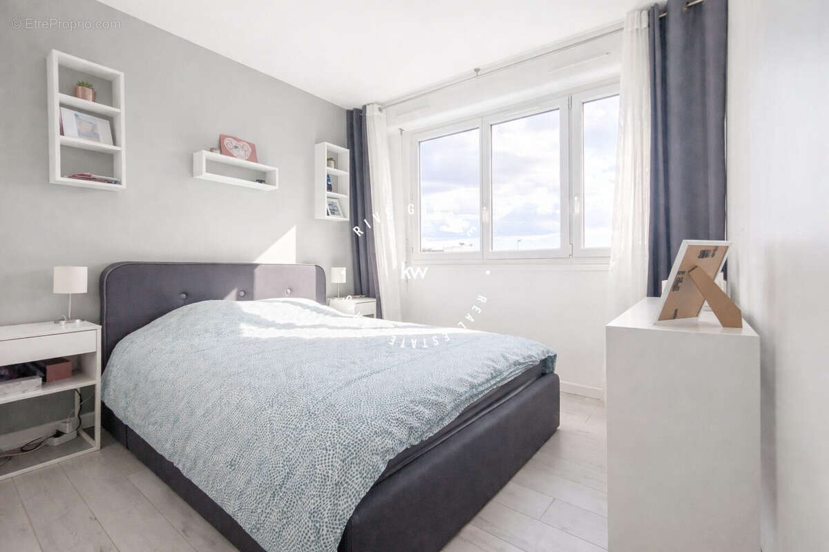 Appartement à LE PERREUX-SUR-MARNE