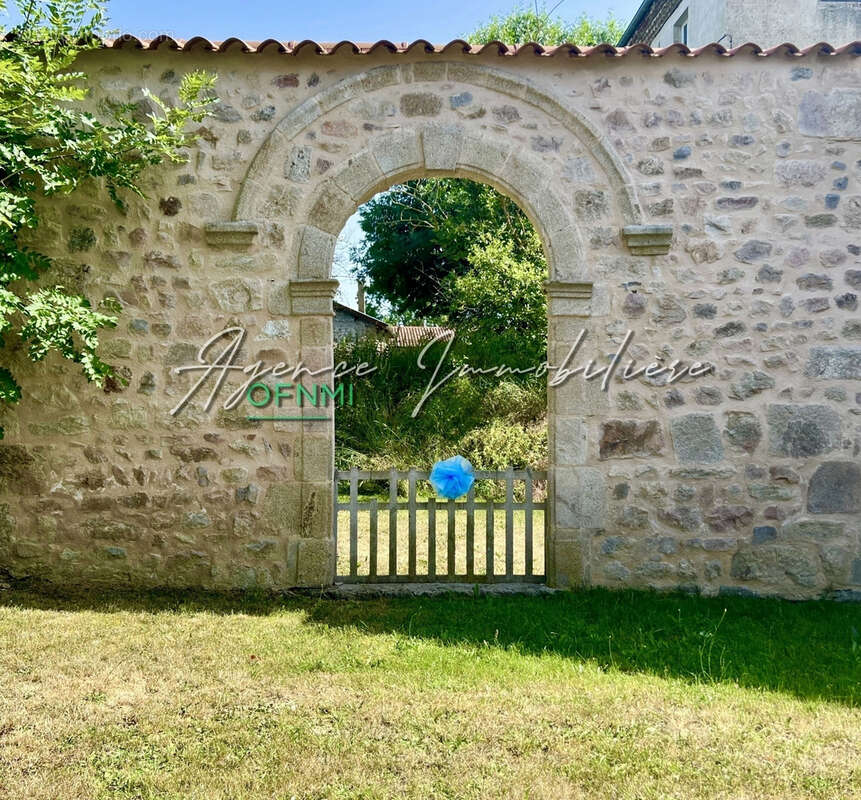 Maison à SAINT-GEORGES-LAGRICOL