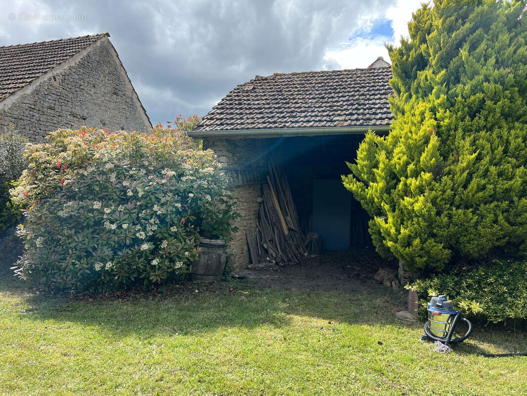 Maison à ECUTIGNY