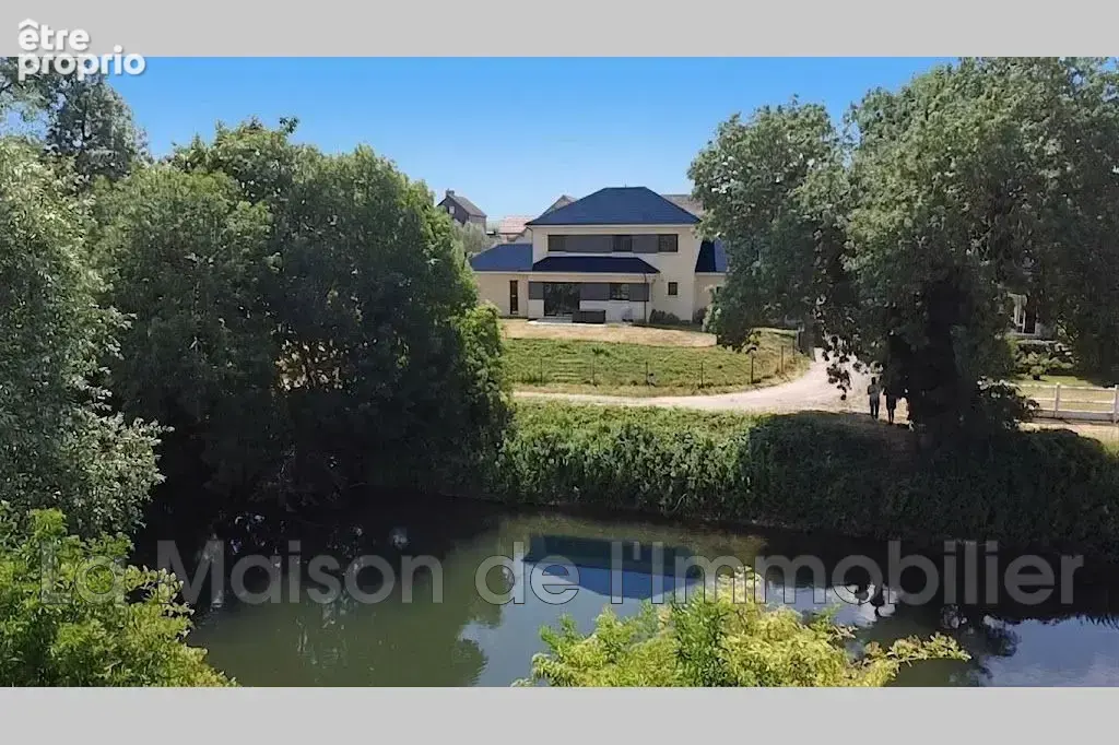 Maison à PONT-DE-L'ARCHE