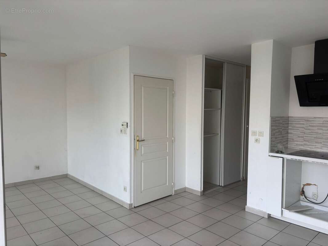 Appartement à MEYZIEU
