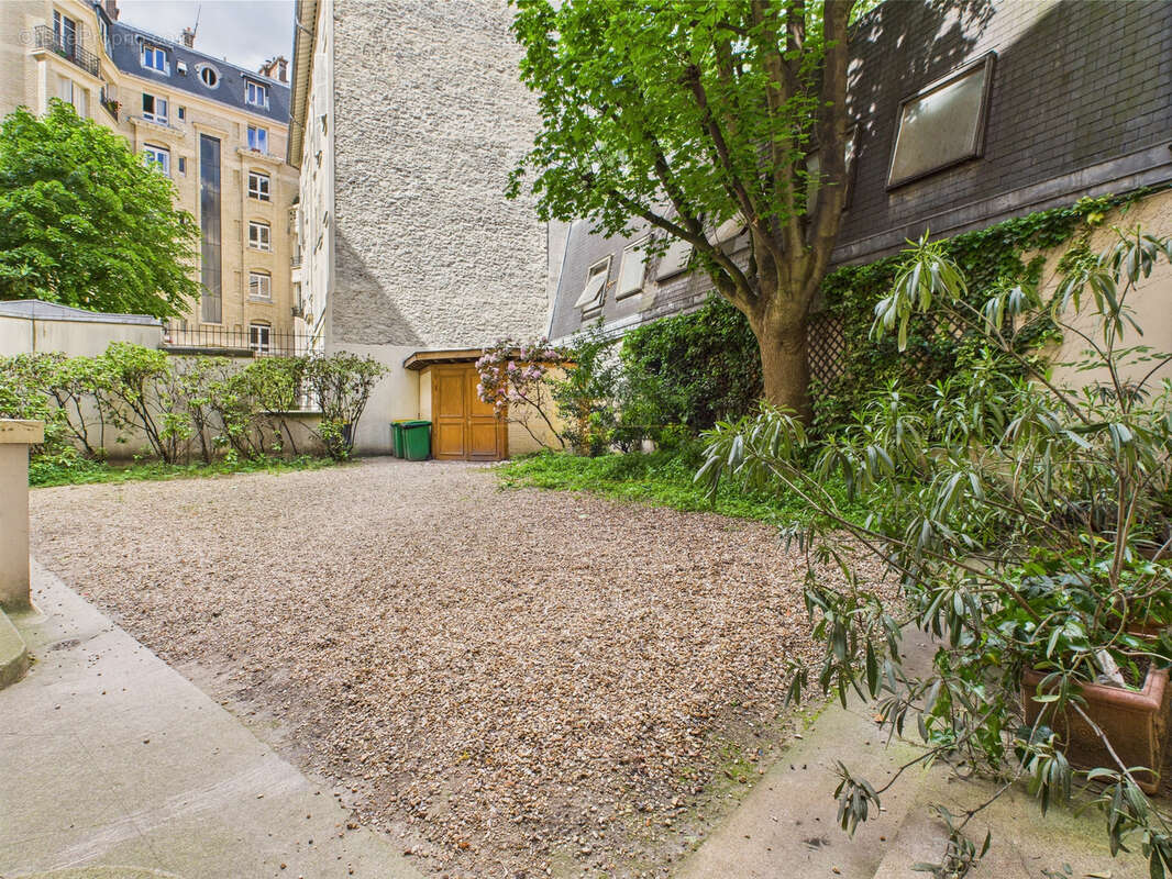 Appartement à PARIS-5E