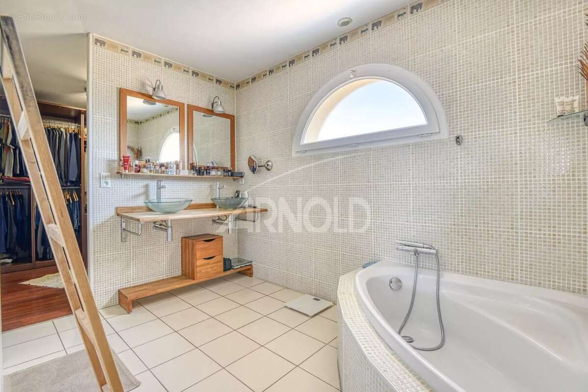 Maison à LES SORINIERES