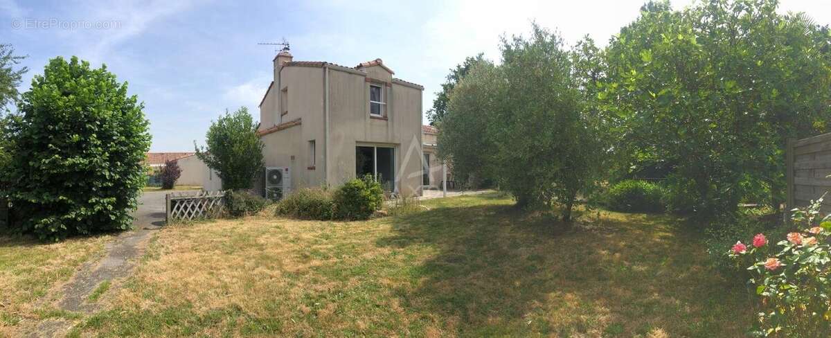 Maison à LA BRUFFIERE