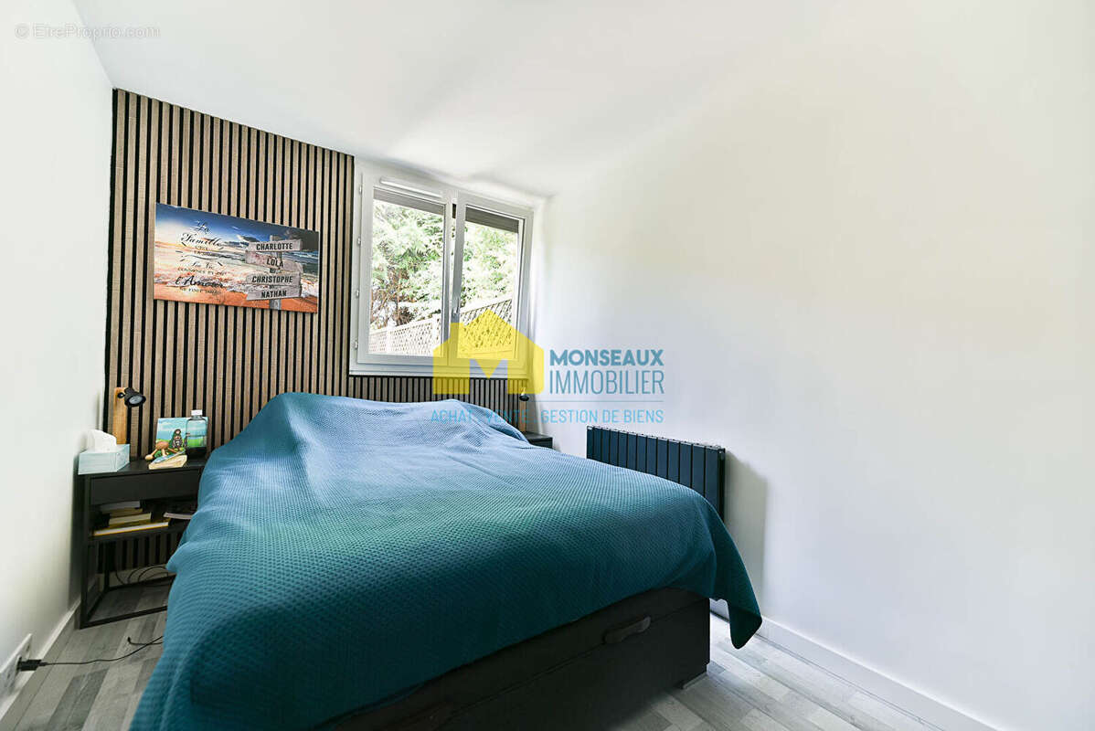 Appartement à SAULX-LES-CHARTREUX