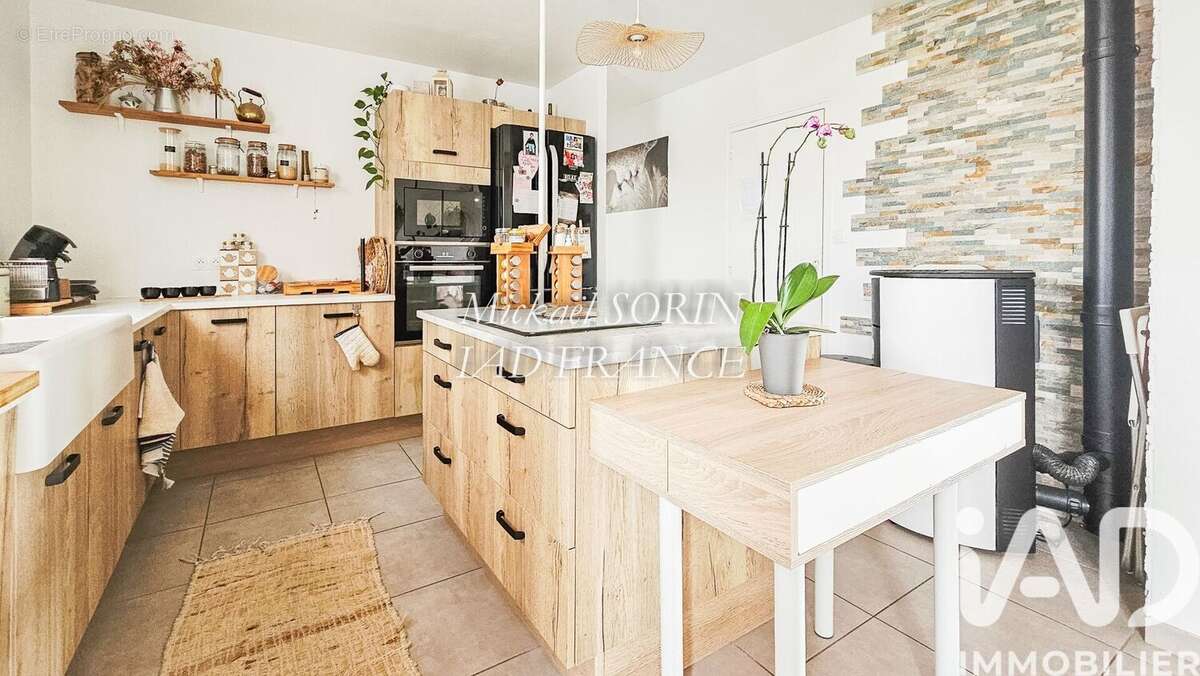 Photo 8 - Maison à THORIGNY