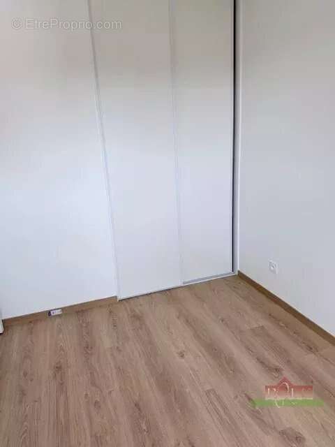 Maison à EYZIN-PINET