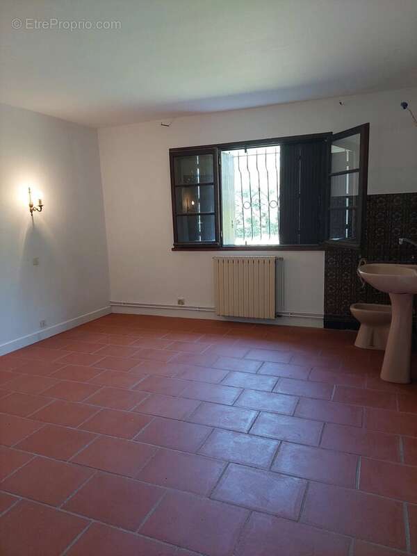 Maison à MONTESQUIEU-VOLVESTRE