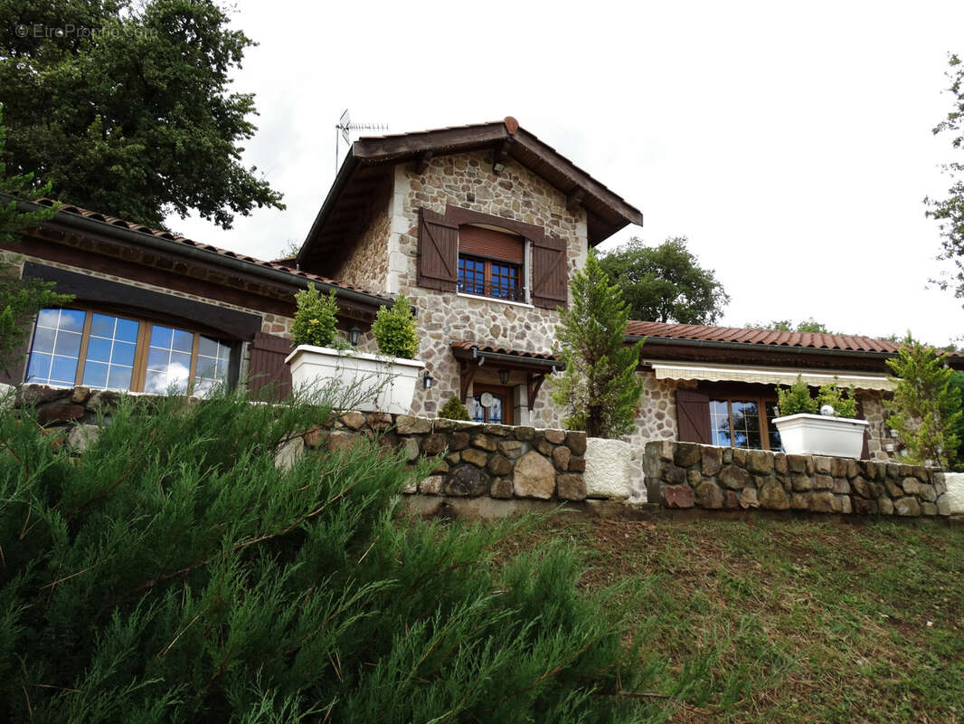 Maison à TALUYERS