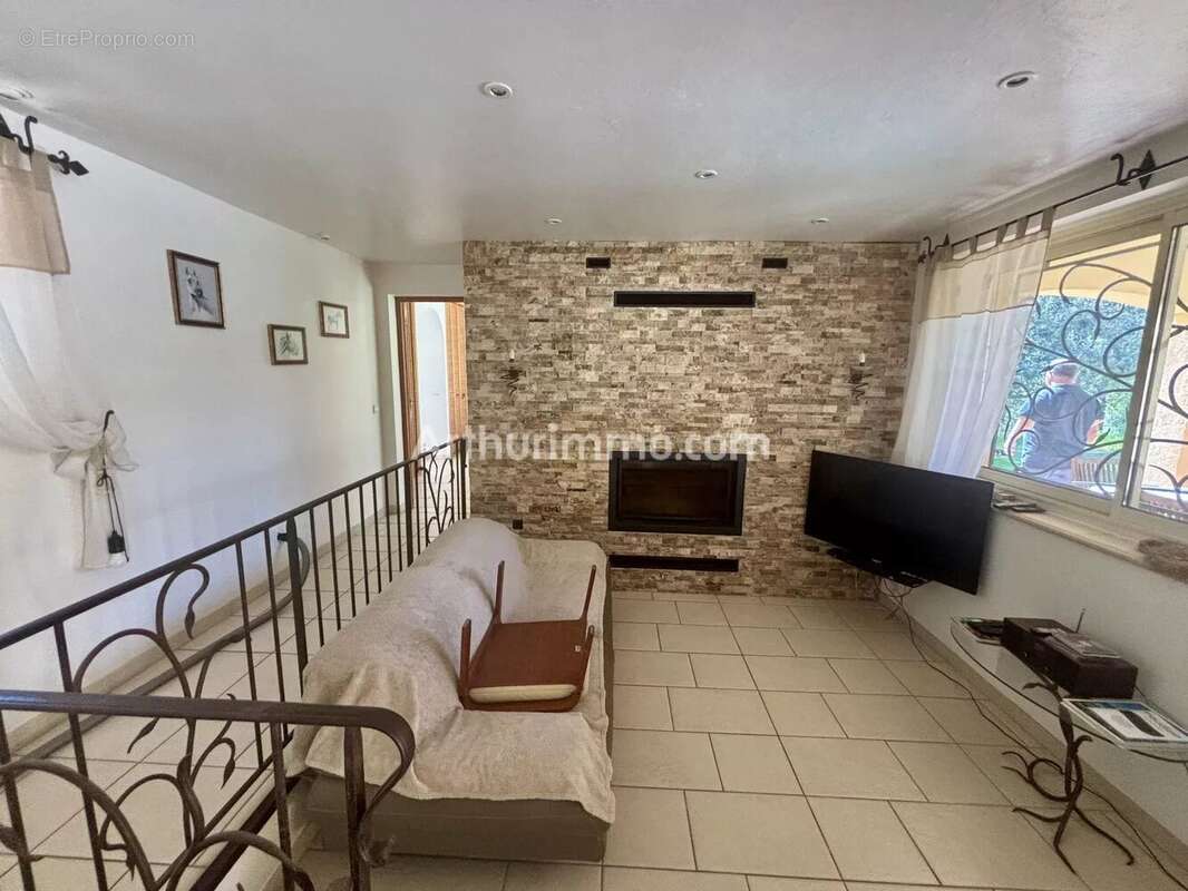 Maison à LA MOTTE
