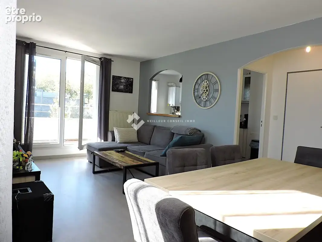 Appartement 3 pièces 63 m² à vendre à Saint-Thibault-Des-Vignes (77400) - photo 2