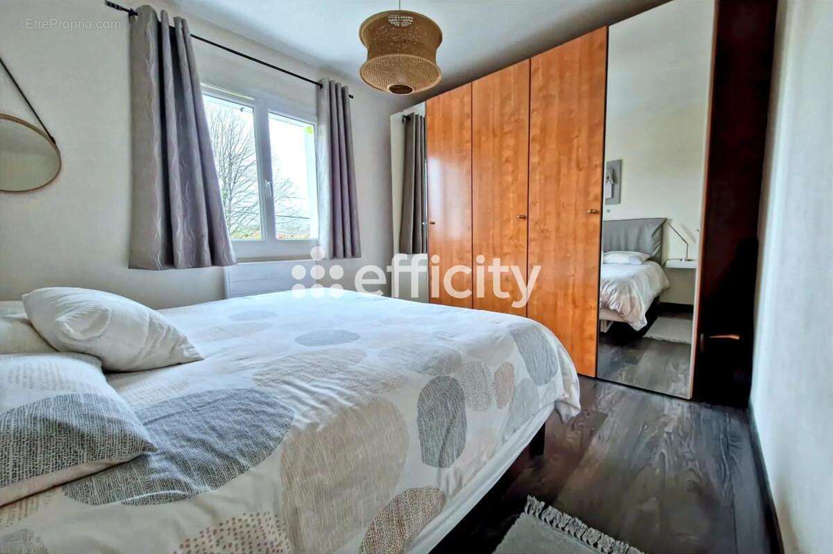 Maison à LE CELLIER