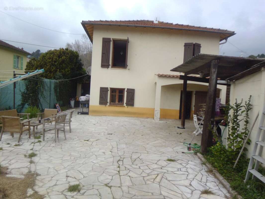 Maison à SAINT-ANDRE-DE-LA-ROCHE
